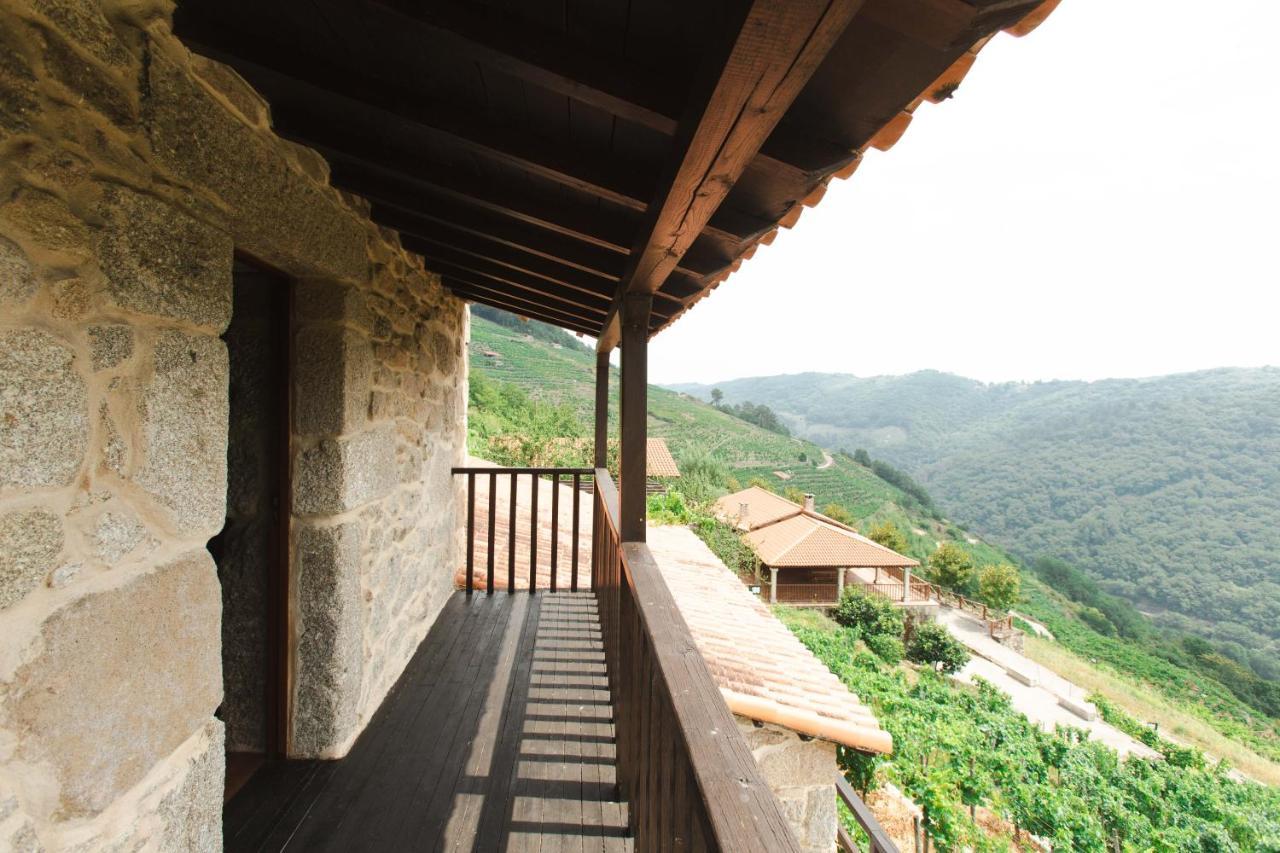 Apedeceo Belesar Villa, Ribeira Sacra, Galicia *